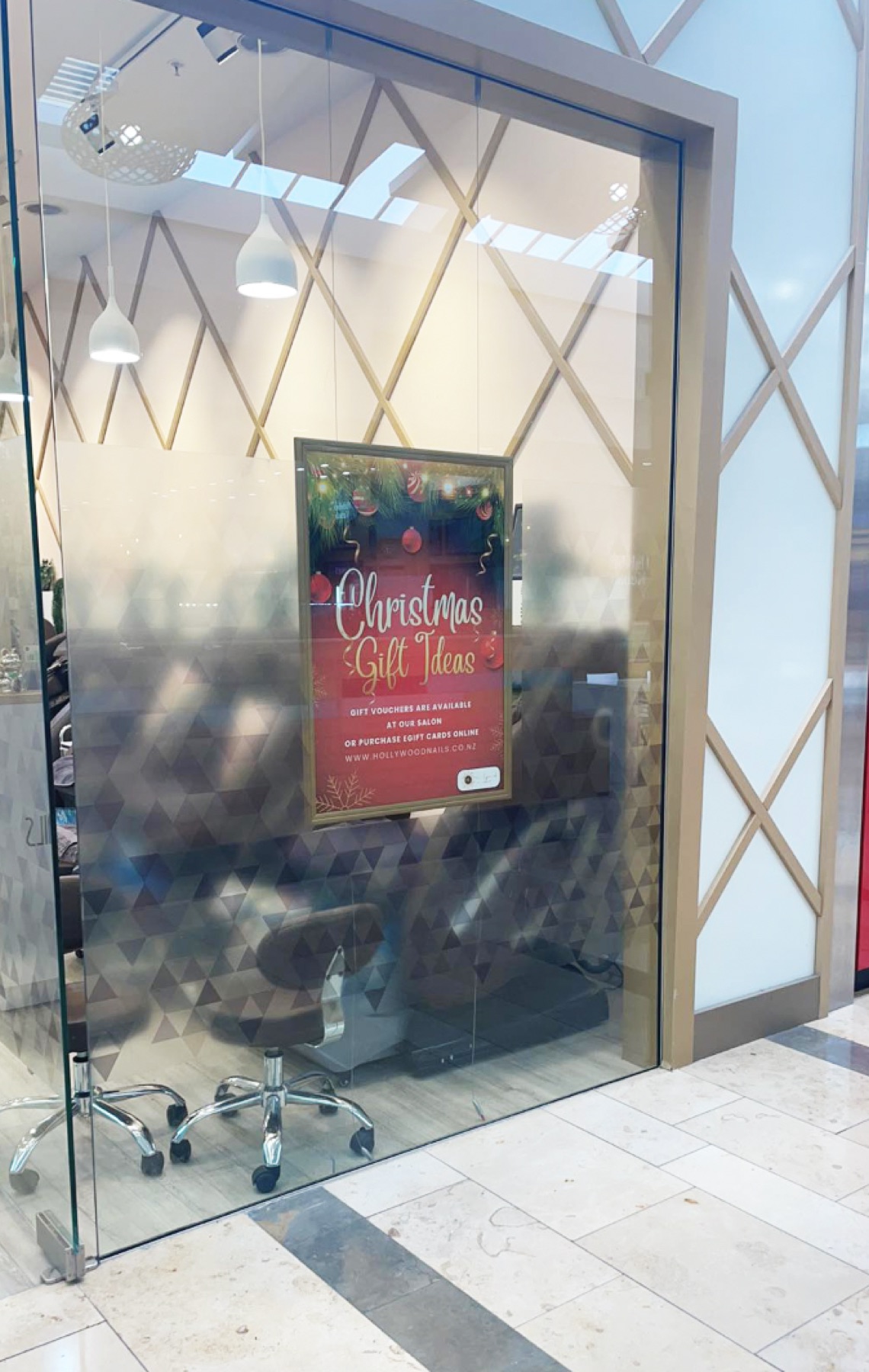 Hollywood Nails beauty services poster