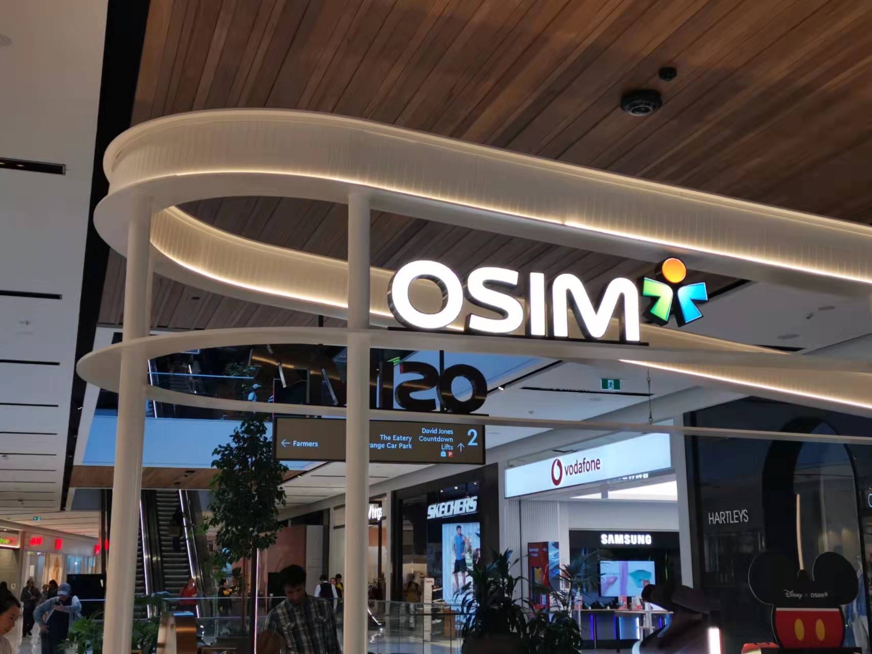 Custom 3D letter lightbox signage