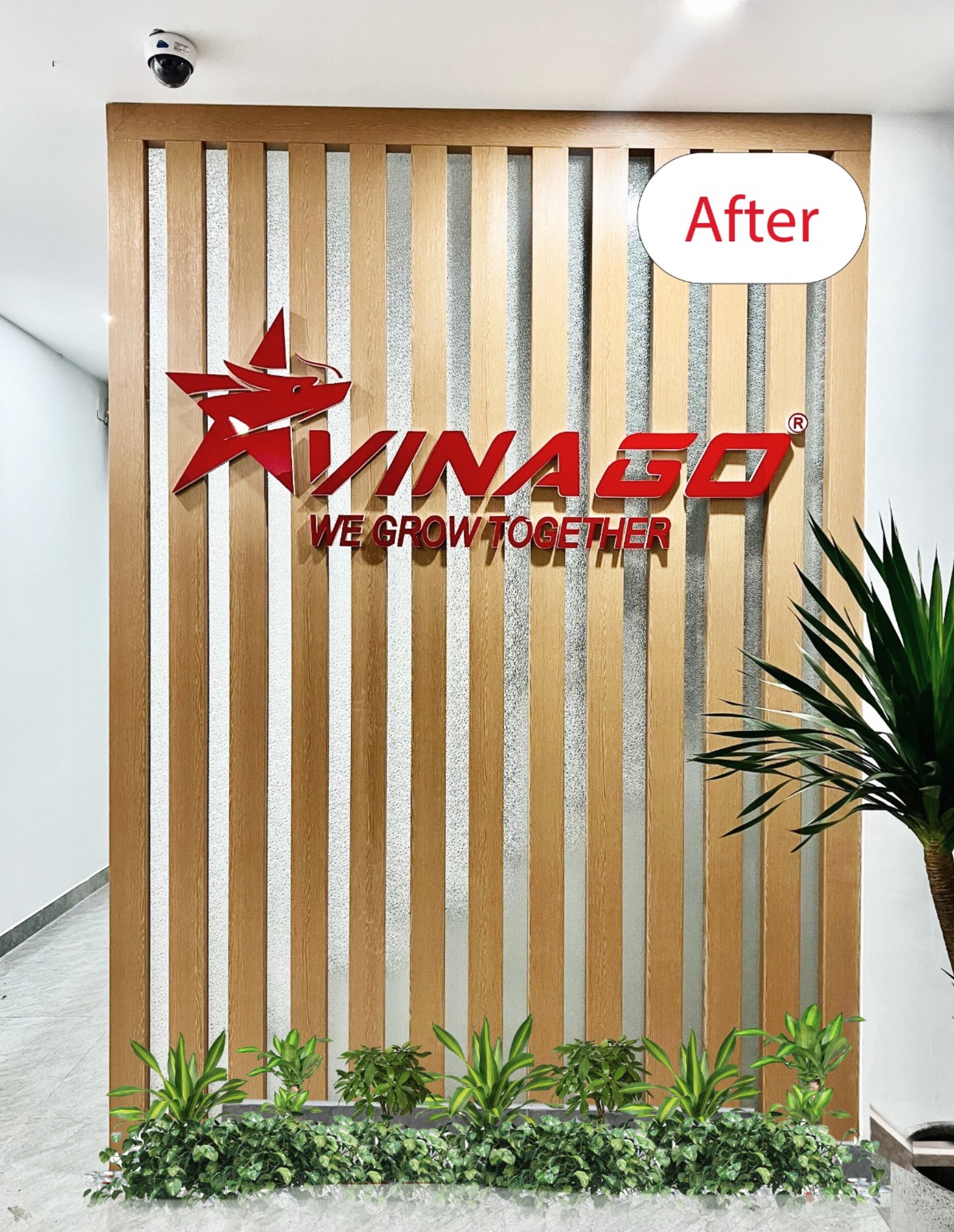 Vinaco clear acrylic wall sign