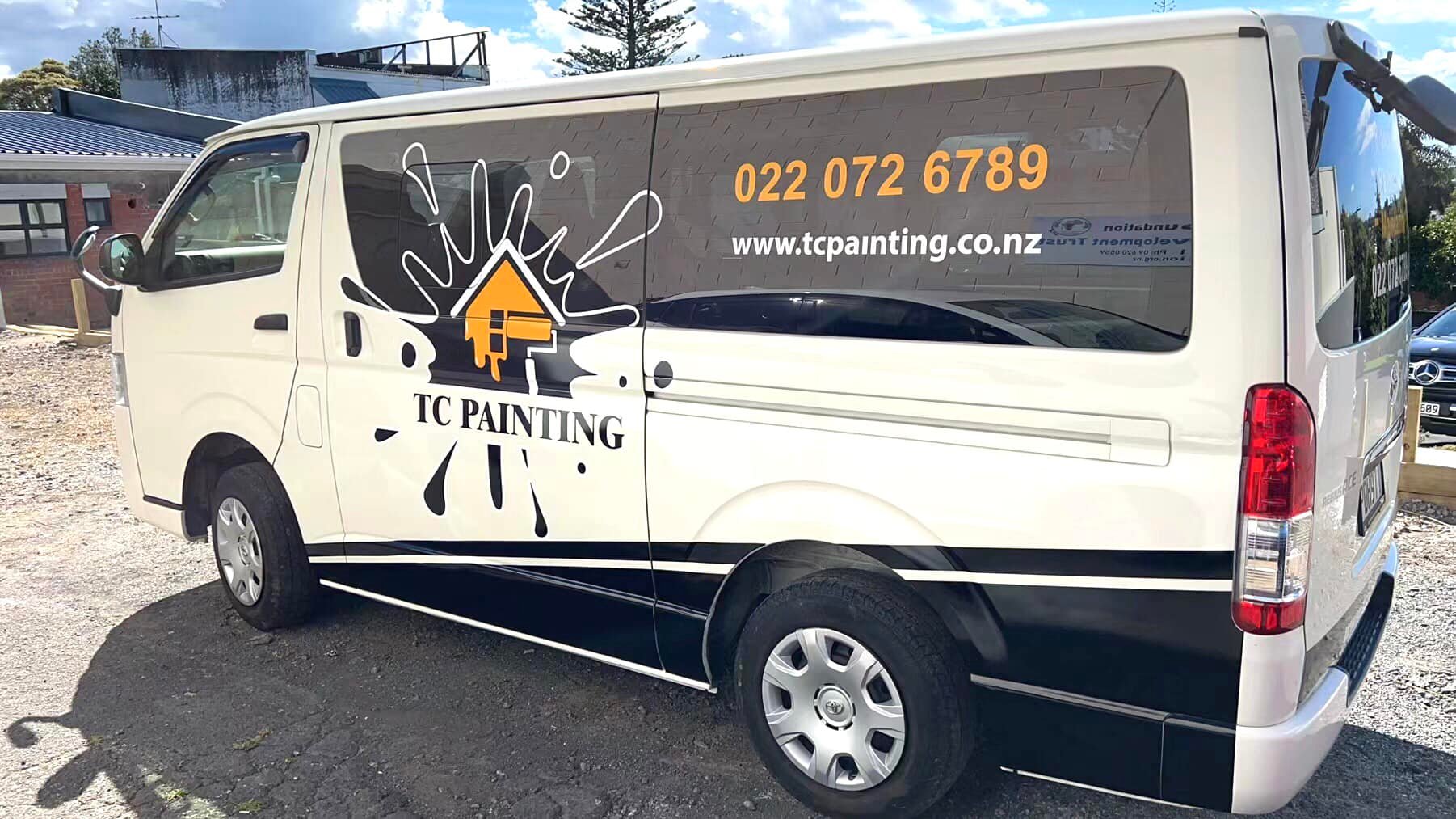TC Painting vehicle signage