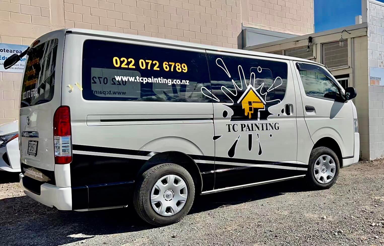 Custom vehicle wrap detail